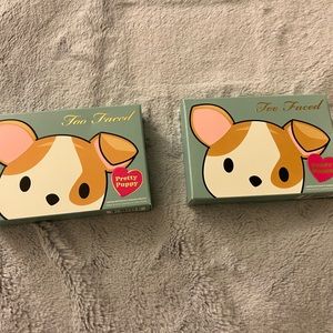 Two faced clover palette